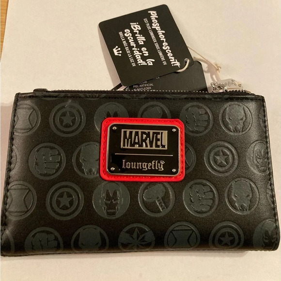 LOUNGEFLY + MARVEL COMICS Glow in the Dark Multi Character Wallet Carryall NWT - Picture 12 of 12